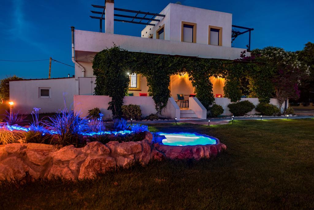 Villa Marqua Kalavarda Экстерьер фото